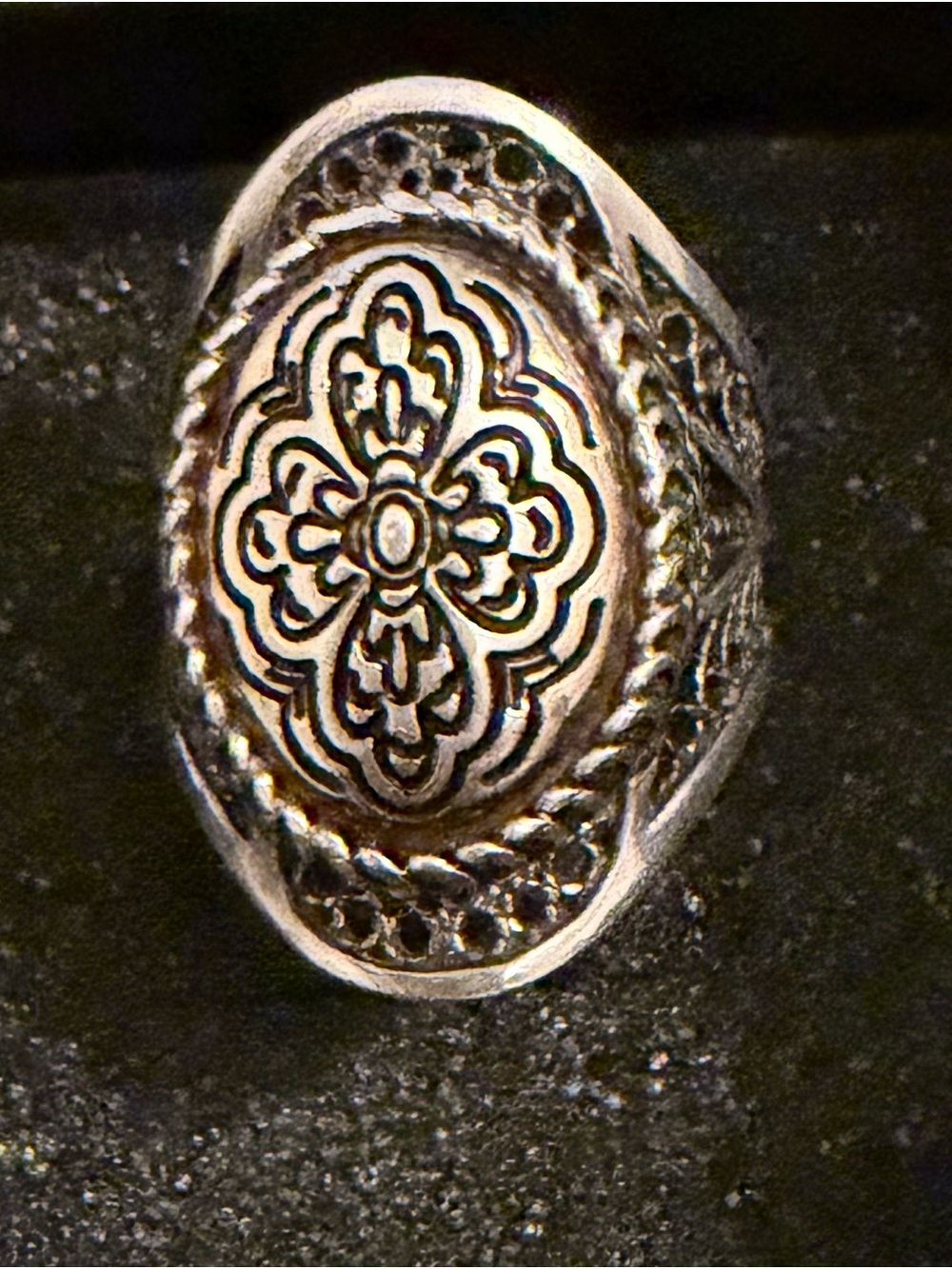 Ornate Floral Oval Signet Ring - .925 Silver and Copper